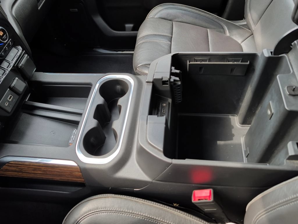 Used 2019 Chevrolet Silverado 1500 High Country w/ Technology Package AWD/4WD image 25