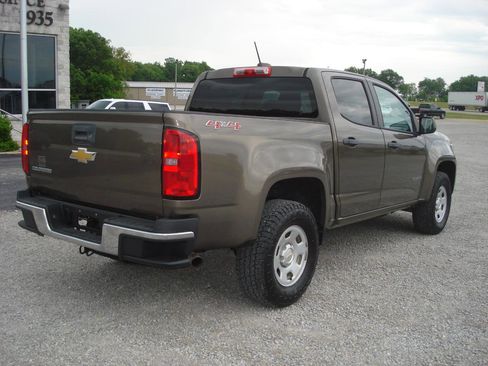 Used 2016 Chevrolet Colorado W/T w/ WT Convenience Package AWD/4WD image 8