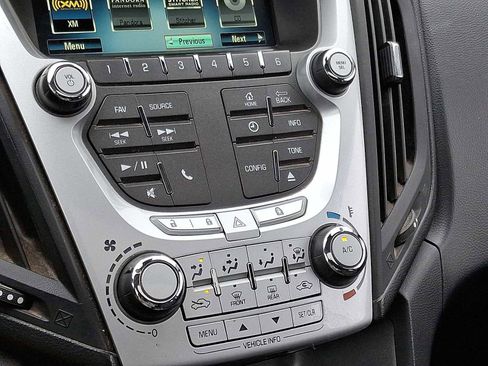 Used 2015 Chevrolet Equinox LT w/ Driver Convenience Package image 22