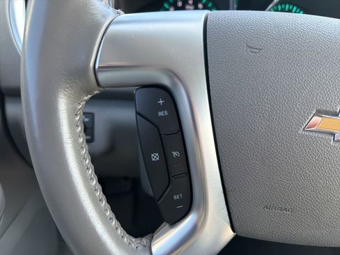 Used 2016 Chevrolet Traverse LT image 45