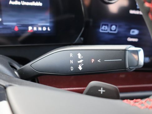 New 2026 Chevrolet Traverse RS image 10