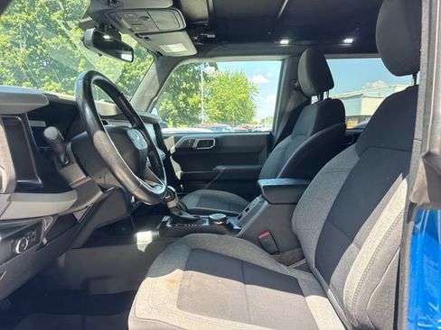 Used 2022 Ford Bronco Big Bend w/ Sasquatch Package AWD/4WD image 13