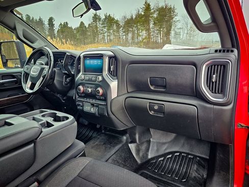 Certified 2022 GMC Sierra 3500 SLE w/ SLE Convenience Package AWD/4WD image 33