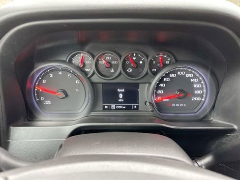 Used 2021 Chevrolet Silverado 1500 Custom image 12