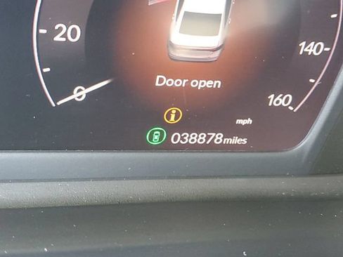 Certified 2023 Honda Accord EX image 28