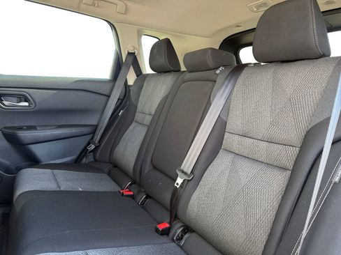 Certified 2025 Nissan Rogue SV image 14