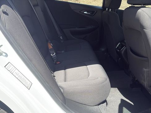 Used 2023 Chevrolet Malibu LT FWD image 13