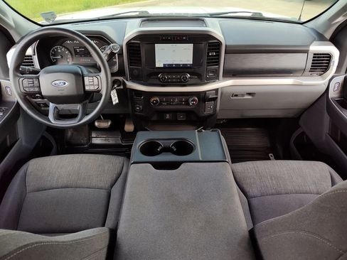 Used 2021 Ford F150 XLT image 25