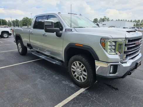 Used 2021 GMC Sierra 2500 SLT w/ SLT Convenience Package AWD/4WD image 3