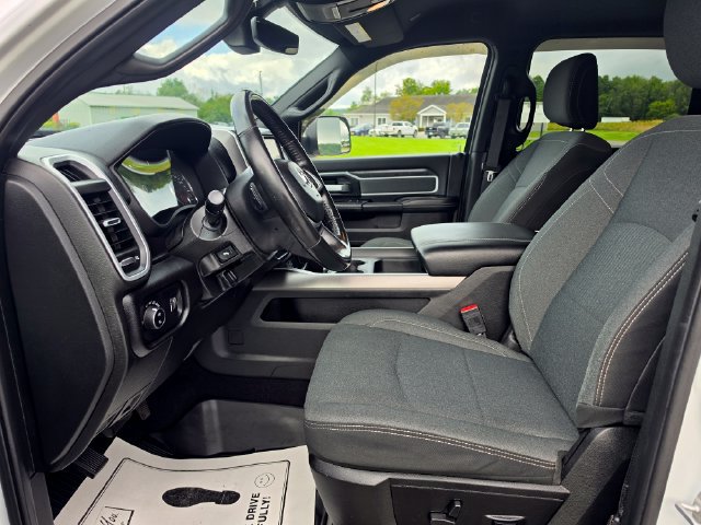 Used 2022 RAM 2500 Big Horn w/ Night Edition AWD/4WD image 16