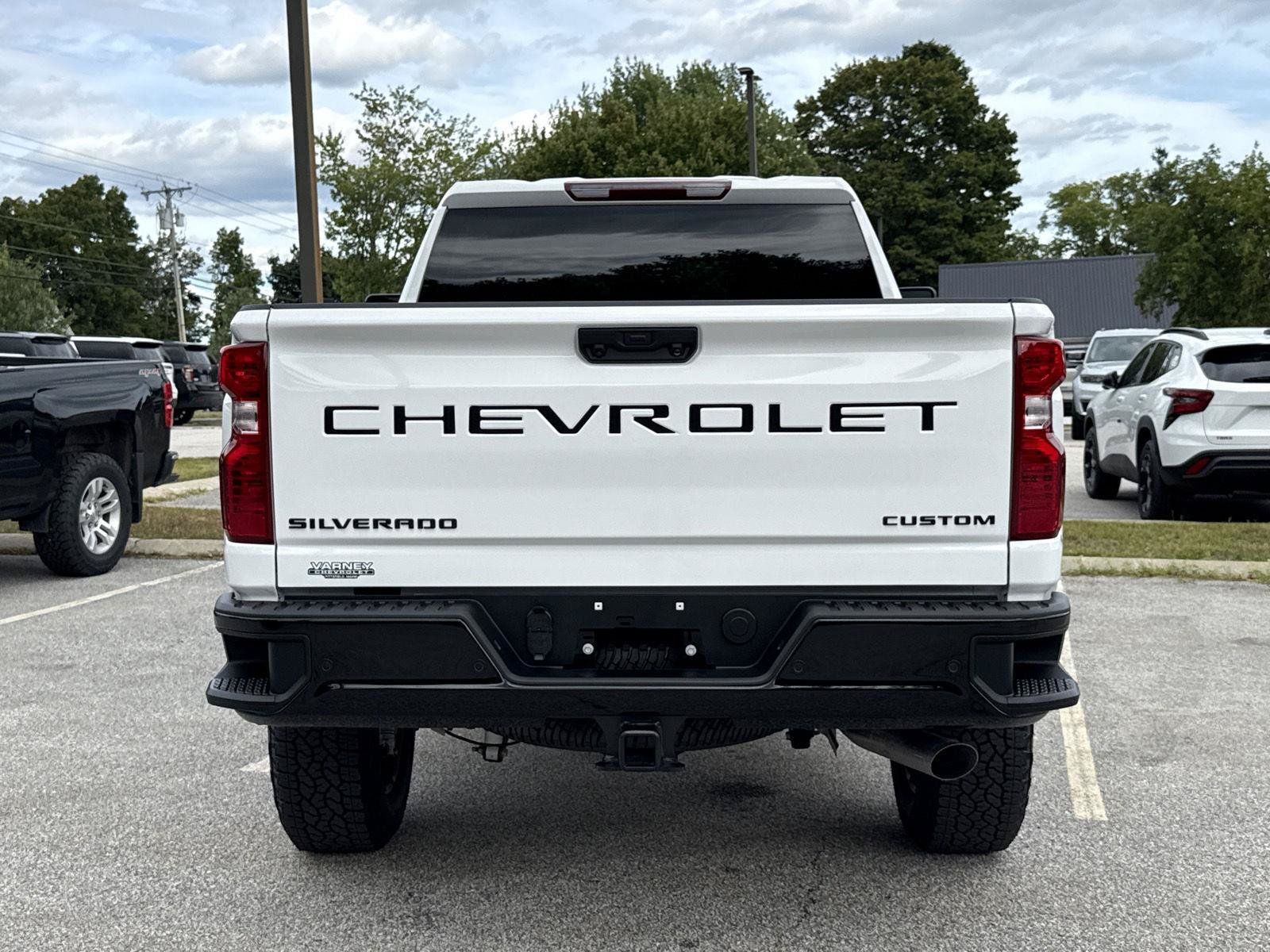 New 2026 Chevrolet Silverado 2500 Custom w/ Custom Value Package AWD/4WD image 14
