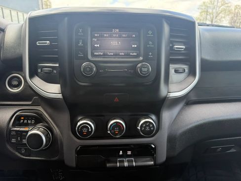 Used 2022 RAM 1500 Big Horn AWD/4WD image 11