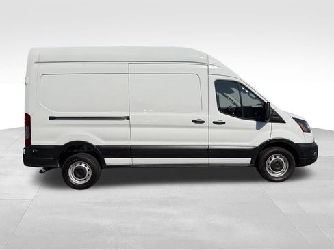 Used 2024 Ford Transit 250 148 High Roof RWD image 4