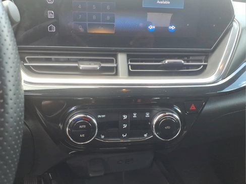 Certified 2024 Chevrolet Trax RS w/ Driver Confidence Package FWD image 16