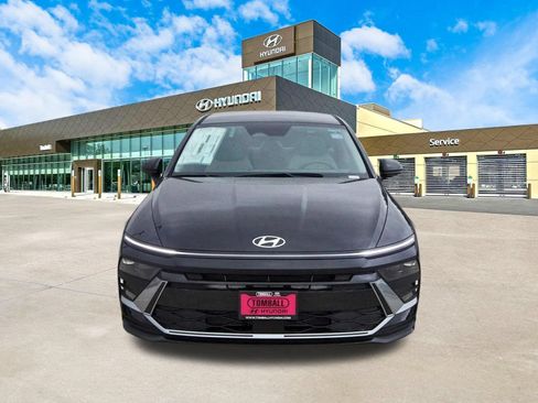 Certified 2026 Hyundai Sonata SE FWD image 2