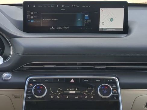 Used 2023 Genesis GV80 2.5T w/ Prestige Package image 17