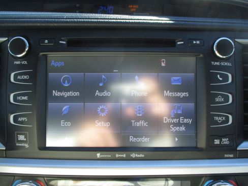 Used 2016 Toyota Highlander Limited image 22