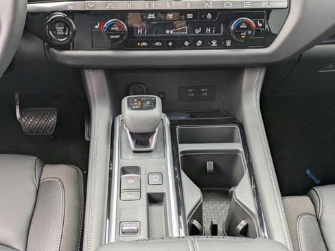 New 2026 Nissan Pathfinder SL FWD image 14