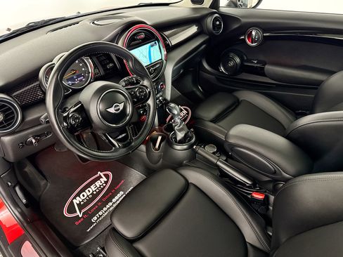 Used 2018 MINI Cooper S FWD image 15