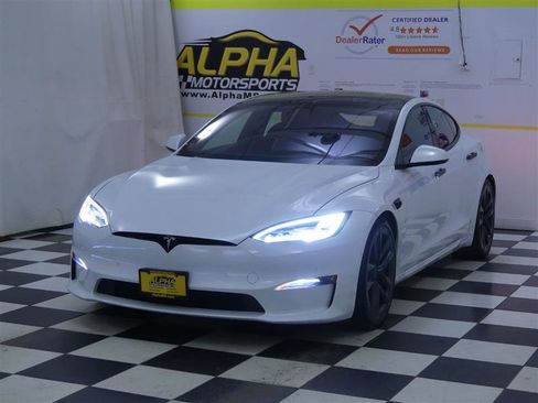 Used 2021 Tesla Model S Plaid image 3