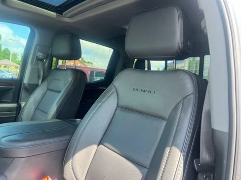 Used 2024 GMC Sierra 1500 Denali AWD/4WD image 16
