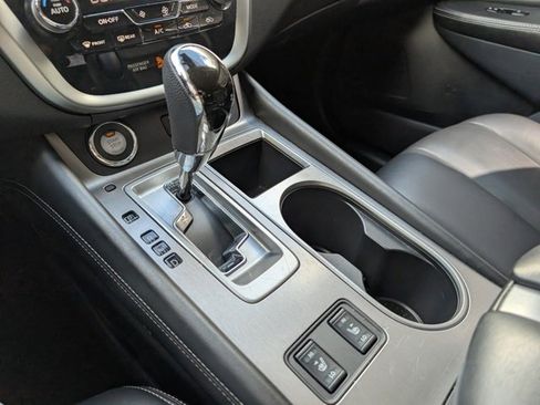 Used 2023 Nissan Murano SV image 16