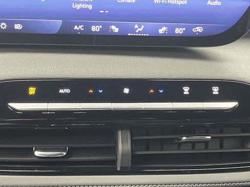 New 2026 Buick Enclave Sport Touring w/ Power Package image 23