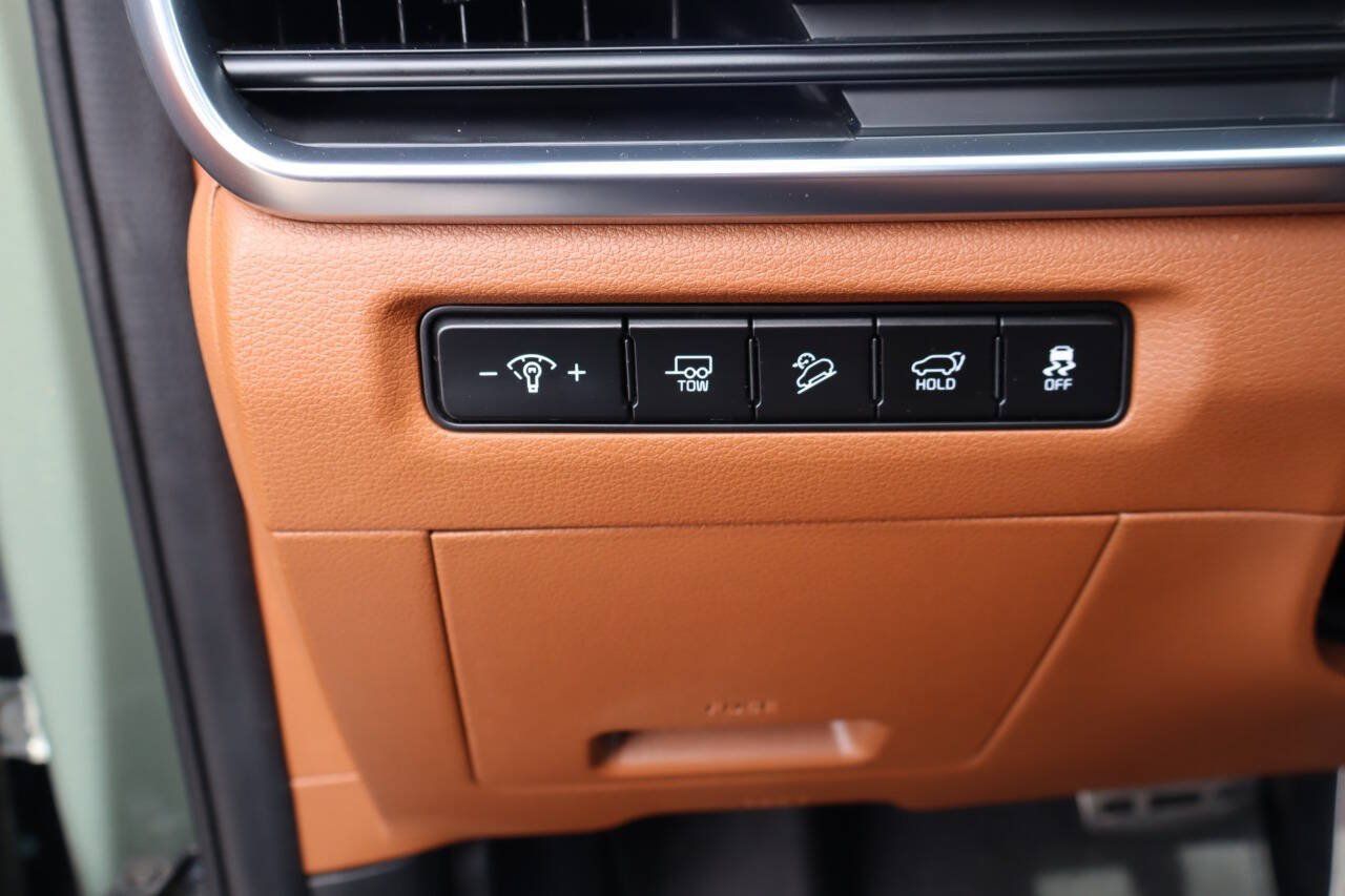 Used 2023 Kia Telluride SX X-Line AWD/4WD image 17