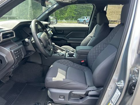 New 2026 Toyota Tacoma SR5 AWD/4WD image 17