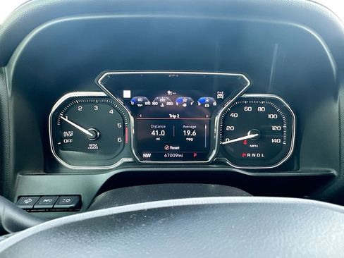 Used 2021 GMC Sierra 1500 AT4 w/ AT4 Premium Package image 12