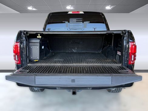 Used 2016 Ford F150 Platinum w/ Equipment Group 701A Luxury RWD image 28