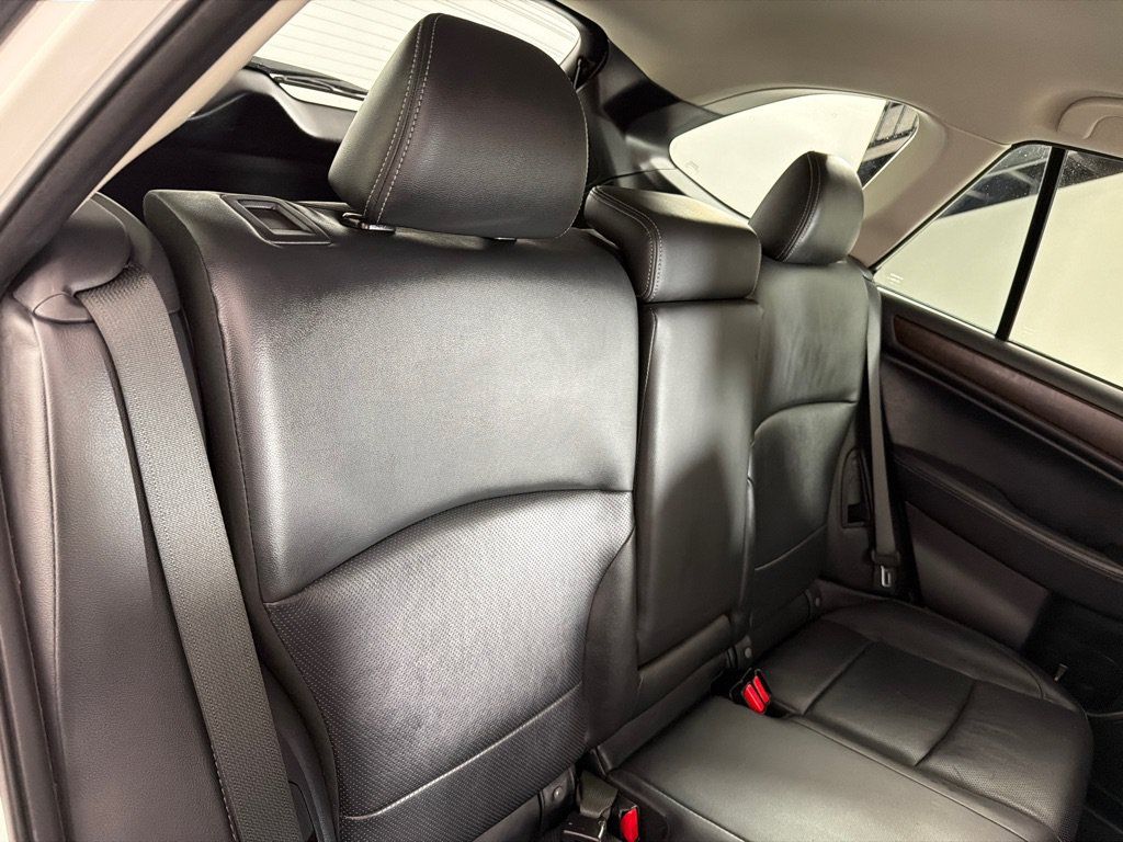 Used 2015 Subaru Outback 2.5i Limited AWD/4WD image 22