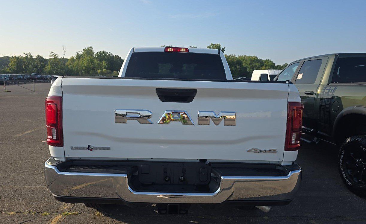Used 2025 RAM 3500 Lone Star w/ Safety Group AWD/4WD image 5