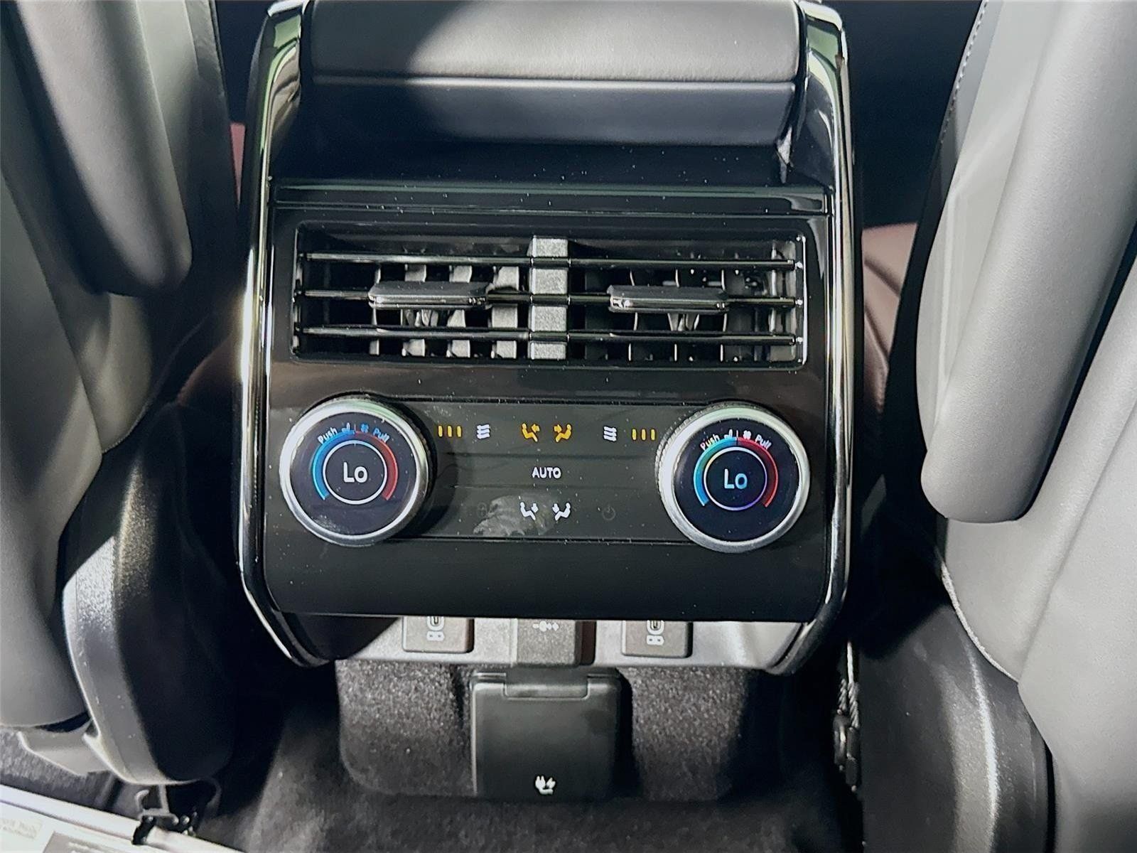 New 2026 Land Rover Range Rover Sport Dynamic SE AWD/4WD image 27