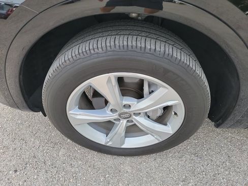 Used 2020 Audi Q5 2.0T Premium Plus w/ Premium Plus Package image 9