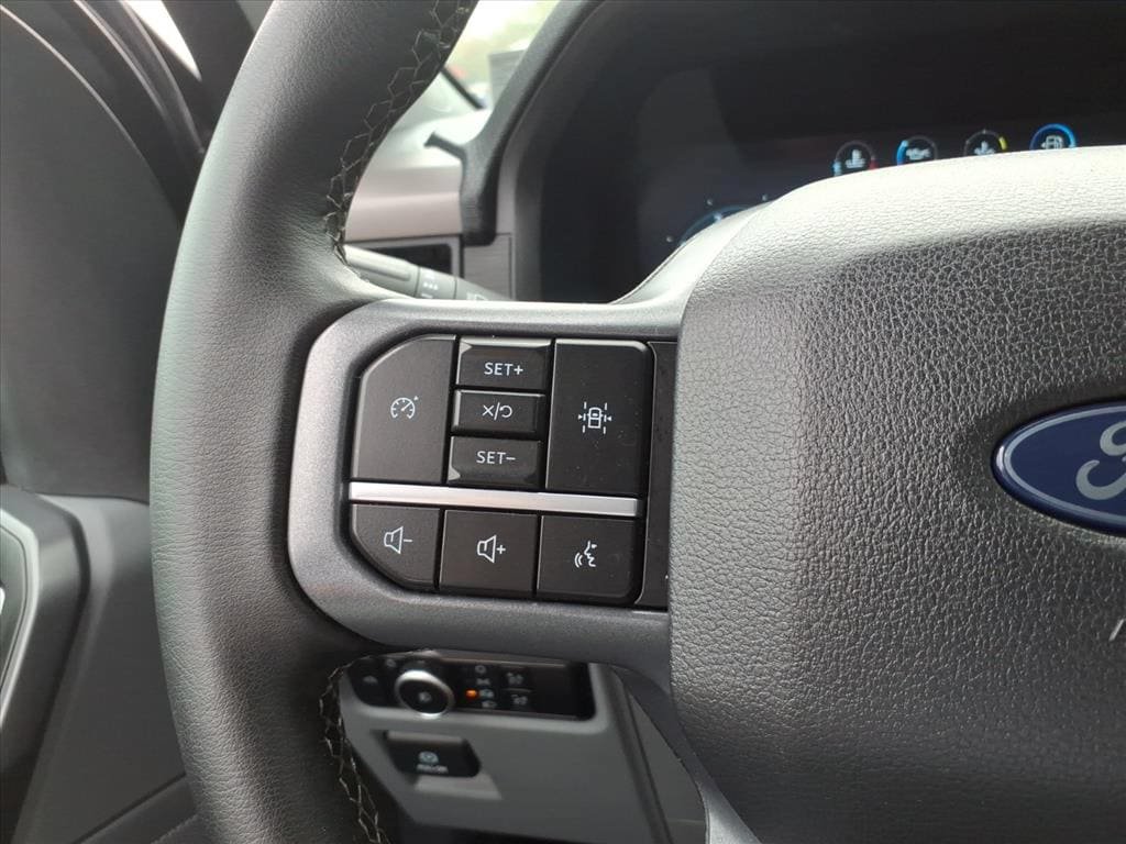 Used 2025 Ford F150 XLT w/ Equipment Group 301A Standard AWD/4WD image 19