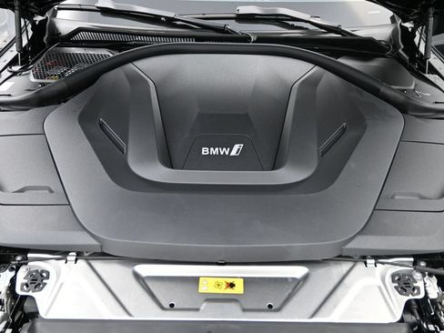 New 2026 BMW i4 eDrive40 RWD image 18