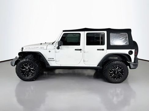 Used 2017 Jeep Wrangler Unlimited Sport w/ Connectivity Group AWD/4WD image 10