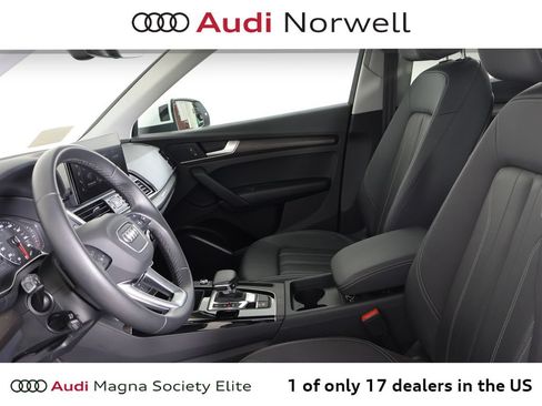 Used 2023 Audi Q5 2.0T Premium w/ Convenience Package AWD/4WD image 19