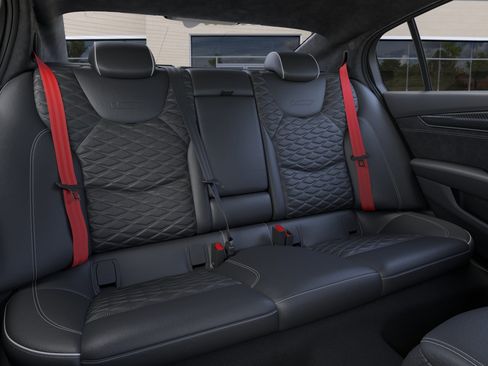 New 2026 Cadillac CT5 V Blackwing w/ Carbon Fiber 2 Package RWD image 18