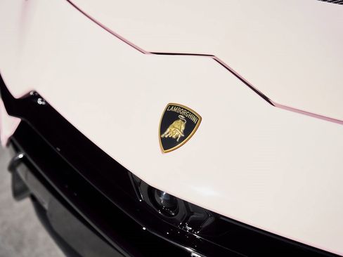 Used 2024 Lamborghini Urus Performante image 7