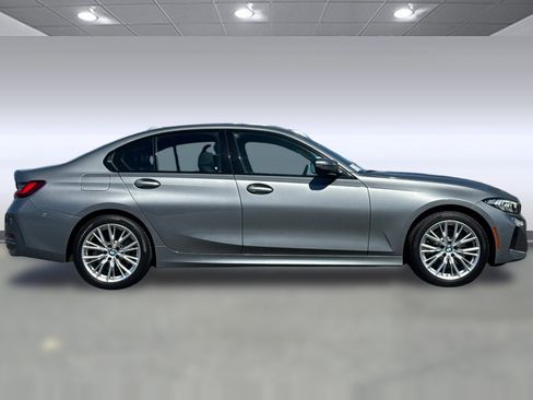 Used 2023 BMW 330i Sedan w/ Convenience Package RWD image 8