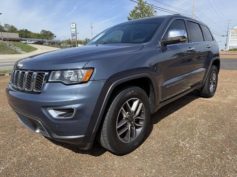 Used 2020 Jeep Grand Cherokee Limited image 1
