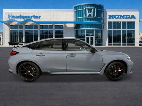 New 2026 Honda Civic Type R image 2