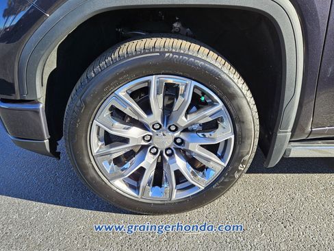 Used 2023 GMC Sierra 1500 Denali w/ Technology Package image 9