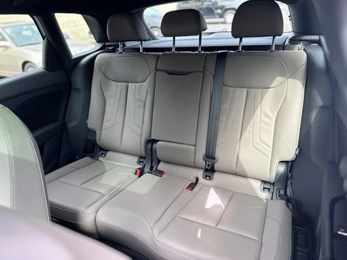New 2026 Audi Q3 quattro 2.0T AWD/4WD image 27