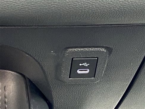 Certified 2024 Toyota Corolla LE image 31