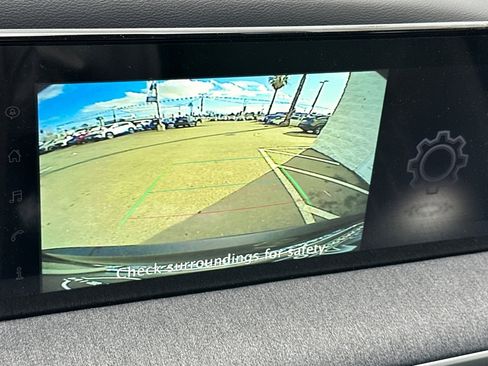 New 2025 Nissan Kicks SV image 16