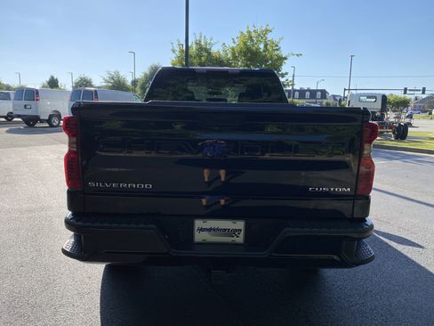 Used 2024 Chevrolet Silverado 1500 Custom RWD image 7