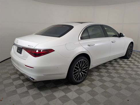 New 2026 Mercedes-Benz S 580 4MATIC Sedan image 4